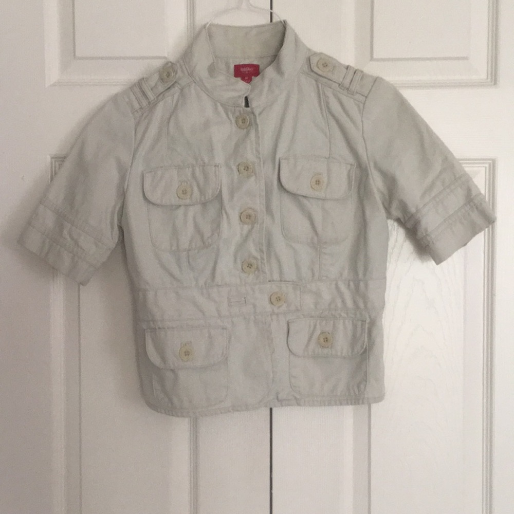 Short sleeve jacket